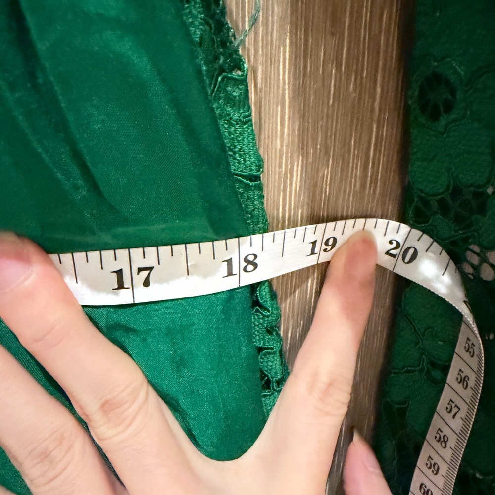 Carolina Herrera Emerald Green Long-Sleeve Lace Shirt Dress - Picture 14 of 16